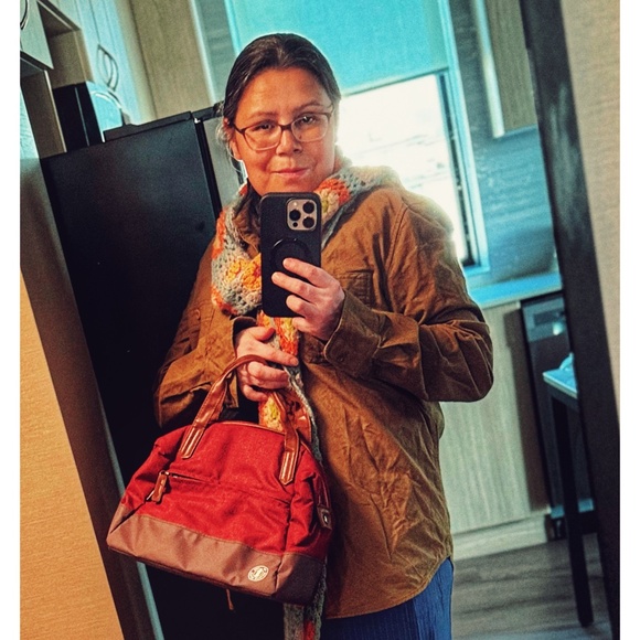 Meet your Posher, Kim - Picture 1 of 1